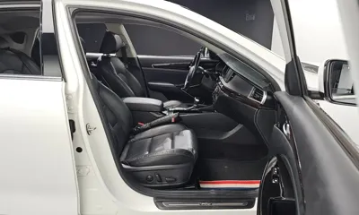 Kia K7 2018, 116481 км, за 8278.14 USD - фото 12