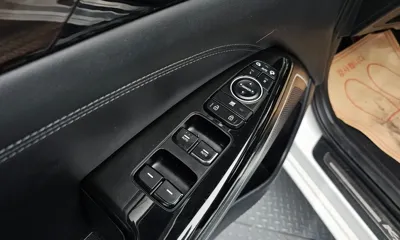 Kia K7 2018, 116481 км, за 8278.14 USD - фото 13