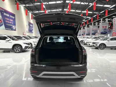 Volkswagen Tayron 2023, 37100 км, за 27044.8 USD - фото 17