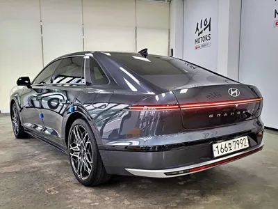 Hyundai Grandeur 2023, 73000 км, за 19627.15 USD