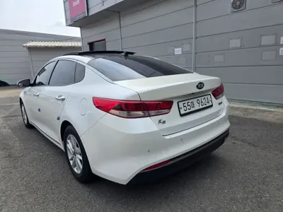 Kia K5 2016, 157000 км, за 3872.92 USD