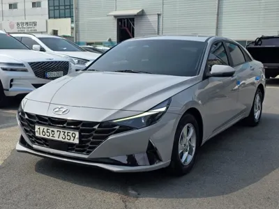 Hyundai Avante · 2022 год