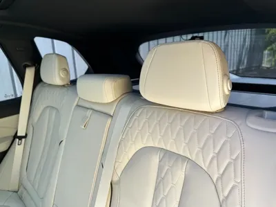 BMW X5 2026, 11000 км, за 76873 USD - фото 13
