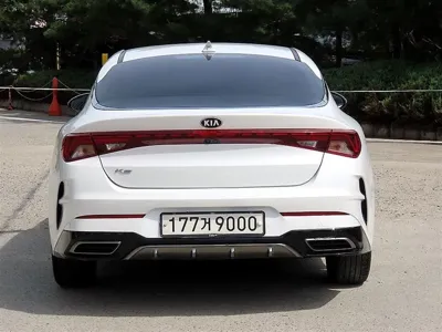 Kia K5 2020, 74900 км, за 10726.12 USD