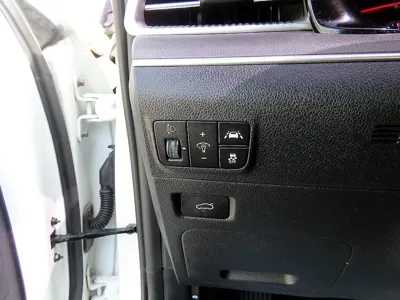 Kia K5 2020, 74900 км, за 10726.12 USD - фото 12