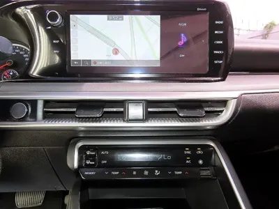 Kia K5 2020, 74900 км, за 10726.12 USD - фото 13