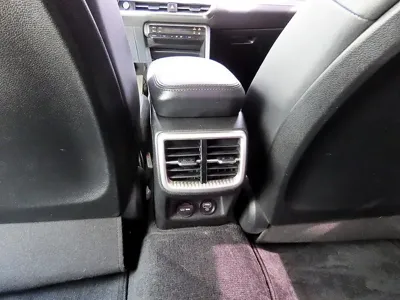 Kia K5 2020, 74900 км, за 10726.12 USD - фото 17
