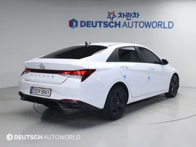 Hyundai Avante 2023, 91000 км, за 10168.05 USD