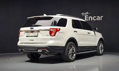 Ford Explorer 2019, 81514 км, за 10444.22 USD