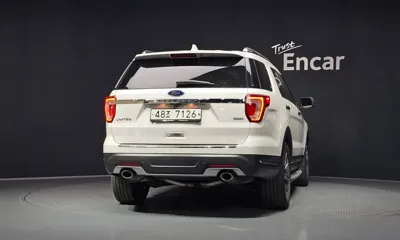 Ford Explorer 2019, 81514 км, за 10444.22 USD