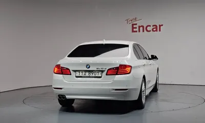 BMW 5-Series 2015, 76981 км, за 9311.71 USD