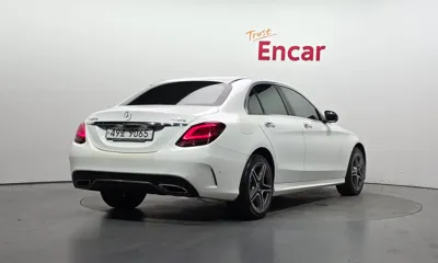 Mercedes-Benz C-Class 2019, 64356 км, за 14945.06 USD