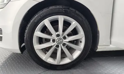 Volkswagen Golf 2016, 104484 км, за 6316.34 USD