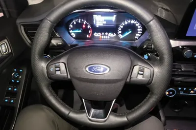 Ford Focus 2020, 76000 км, за 7355 USD - фото 14
