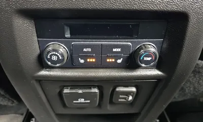ChevroletGMDaewoo Traverse 2022, 33945 км, за 24172.17 USD - фото 18