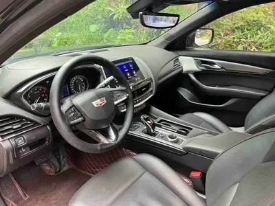 Cadillac CT5 2021, 60000 км, за 16767.58 USD