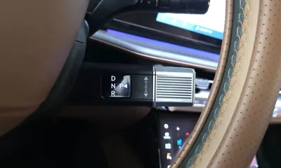 Hyundai Grandeur 2023, 20368 км, за 18314.3 USD - фото 9