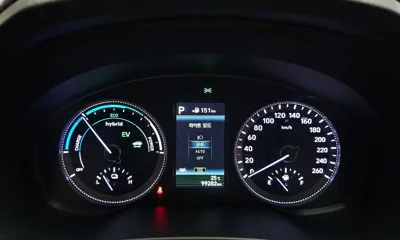 Hyundai Grandeur 2019, 99282 км, за 12052.12 USD - фото 8