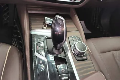 BMW 5 Series New Energy 2022, 57200 км, за 29275 USD - фото 16