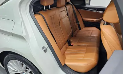 BMW 5-Series 2018, 84448 км, за 13869.89 USD - фото 11