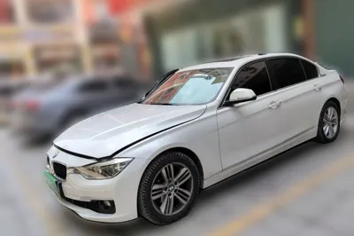 BMW 3 Series · 2017 год