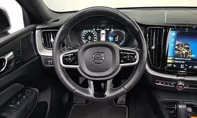 Volvo XC60 2021, 40046 км, за 23744.49 USD - фото 13
