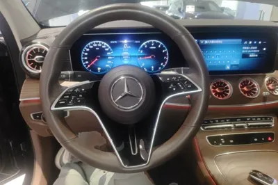 Mercedes-Benz E-Class 2022, 51500 км, за 43143 USD - фото 13