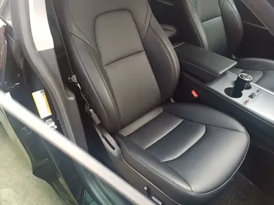 Tesla Model Y 2023, 16400 км, за 26312.38 USD - фото 25