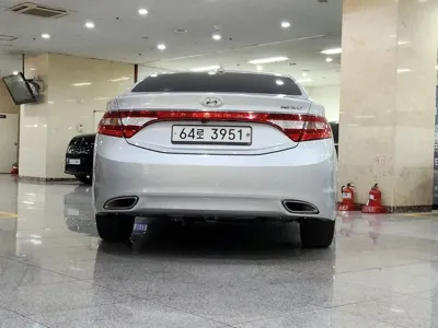 Hyundai Grandeur 2014, 78861 км, за 4850.99 USD