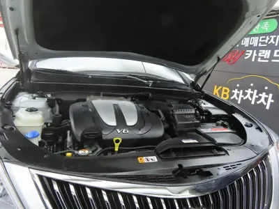 Hyundai Grandeur 2014, 78861 км, за 4850.99 USD - фото 19