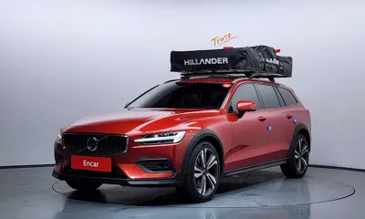 Volvo V60 · 2021 год