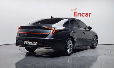 Hyundai Sonata 2020, 84247 км, за 11430.46 USD