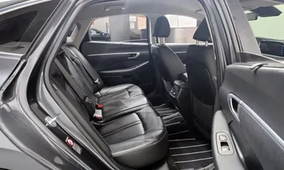 Hyundai Sonata 2020, 84247 км, за 11430.46 USD - фото 12
