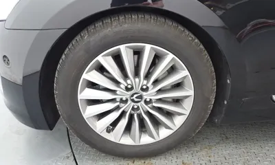 Hyundai Equus 2015, 139574 км, за 5883.13 USD