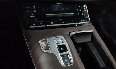 Hyundai Grandeur 2021, 13636 км, за 16451.93 USD - фото 9