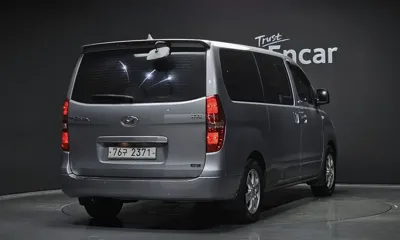 Hyundai Starex 2011, 176558 км, за 3941.14 USD