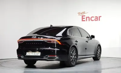 Hyundai Grandeur 2020, 71354 км, за 12353.64 USD