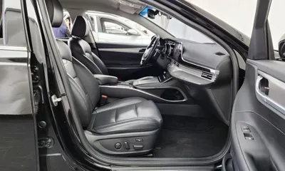 Hyundai Grandeur 2020, 71354 км, за 12353.64 USD - фото 11