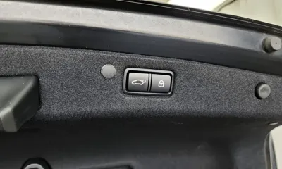 Hyundai Grandeur 2020, 71354 км, за 12353.64 USD - фото 29