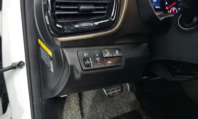 Kia Stonic 2019, 63655 км, за 13220.53 USD - фото 19