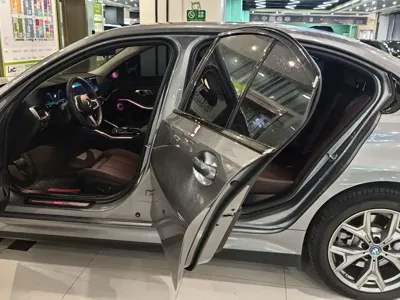 BMW i3 2024, 48000 км, за 18951.96 USD