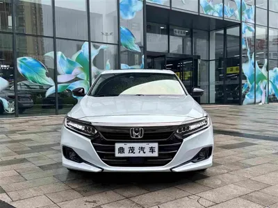 Honda Accord 2022, 55000 км, за 16649.71 USD