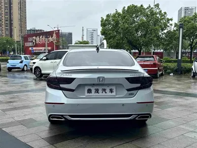 Honda Accord 2022, 55000 км, за 16649.71 USD