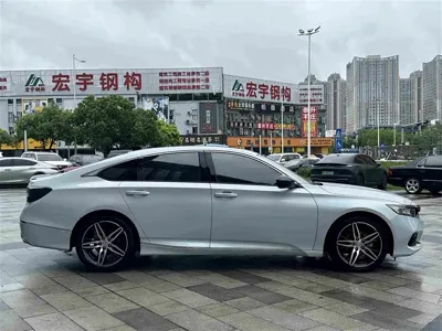 Honda Accord 2022, 55000 км, за 16649.71 USD