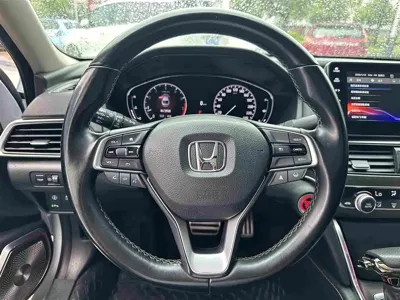 Honda Accord 2022, 55000 км, за 16649.71 USD - фото 19