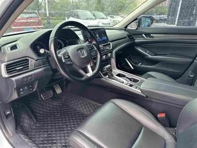Honda Accord 2022, 55000 км, за 16649.71 USD - фото 23