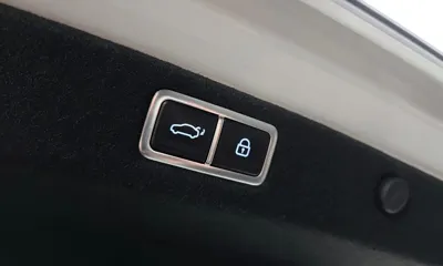 Hyundai Grandeur 2025, 9325 км, за 22810.82 USD - фото 20