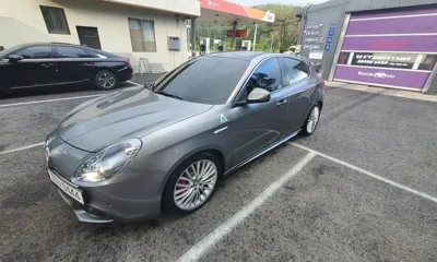 Alfa Romeo Giulietta 2016, 55000 км, за 26021.36 USD