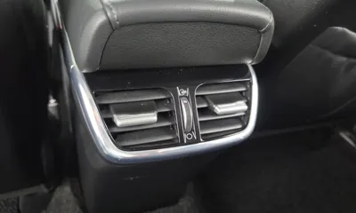 Hyundai Grandeur 2020, 73779 км, за 12427.3 USD - фото 20