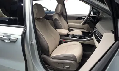 Kia Canival 2024, 12983 км, за 26423.82 USD - фото 10